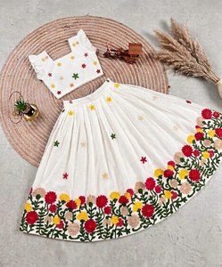 ชุดเลเฮนกาสไตล์ใหม่ พร้อมส่ง ตัดเย็บสำเร็จ ใส่ได้เลย - Product Image 2