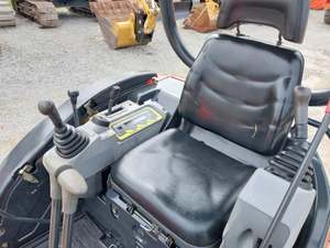 Miniexcavadora Kubota Modelo U25S en Buen Estado, 2.5 Toneladas – Peso: 5,500 lbs, Potencia del Motor: 20.9 HP - Product Image 5