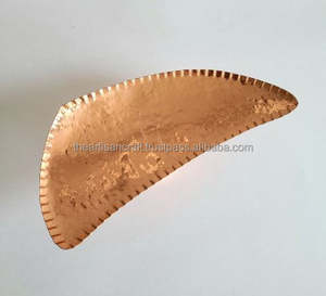 Plateau de service en cuivre fabriqué à la main, vaisselle décorative élégante et durable polie ou martelée par Artisan Craft - Product Image 5