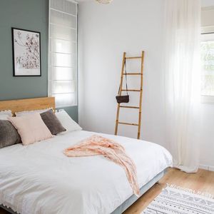 Bamboo Ladder for <b>Home</b> Use Straight Climbing Ladder 2.3m/4.5m/6m Thickened Durable Bamboo Semi-Manual Semi-Mechanical - Product Image 3