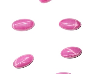 Rubis étoilé ovale 8x15 mm 4,5 carats, cabochon opaque poli créé en laboratoire avec effet étoile à 6 branches pour la fabrication de bijoux - Product Image 2