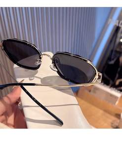 Fall 2024 New Polarizing <b>Large</b> <b>Frame</b> Sun Glasses Sunscreen UV400 Women Glasses Senior Fashion Luxury Glasses Sunglass Wholesale - Product Image 4