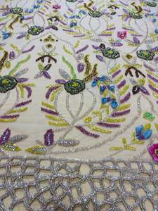 Tissu brodé à la main avec des perles - Product Image 6