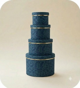 Ensemble de 4 boîtes cadeaux cylindriques rigides en paisley turquoise avec bordure dorée - Product Image 4