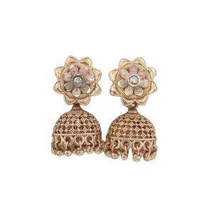 Haut sur demande dernier Eraing léger de concepteur pour les dames disponibles au prix de gros de l'Inde - Product Image 1