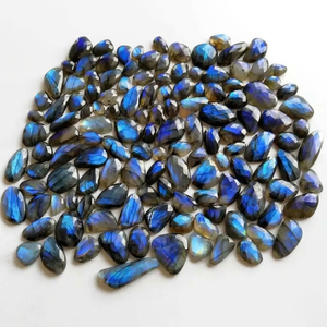 Pierre précieuse minimaliste en labradorite polie à la main |   Approvisionnement en pierres naturelles éclatantes |   Kit de fabrication de bijoux DIY, artisanat en cristal, kit professionnel |   2026 - Product Image 3