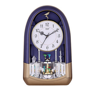 Reloj Musical de Estilo Vintage RT/PD de Alta Calidad con Péndulo Clásico y Melodías Relajantes por Hora, Disponible para la Venta - Product Image 3