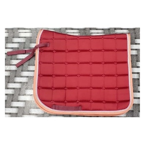Coussin de selle en coton de haute qualité en matelassage de couleur rouge avec remplissage doux Squire et doublure en tissu durable Inter Mesh - Product Image 2