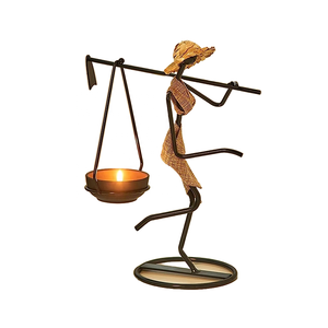 Portavelas de diseño agradable, soporte de vela de Metal con escultura para mujer, iluminación de velas artesanal de doble cabeza para decoración de interiores - Product Image 6