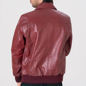 Chaqueta de Cuero Estilo Bomber Color Granate para Hombre Icon by Gilani - Chaqueta de Cuero Estilo Bomber Color Granate - Product Image 4