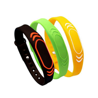 Bracelet RFID en silicone réutilisable Goldbridge 13,56 MHz 125 kHz 1k pour contrôle d'accès festival, bracelet RFID ajustable