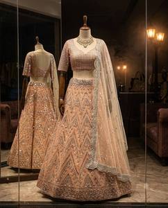 VISHNU K DESIGNS Conjunto Lehenga Choli Vintage con Dupatta de Red y Bordado de Lentejuelas, Largo hasta el Suelo, Traje Tradicional Indio para Bodas - Product Image 3