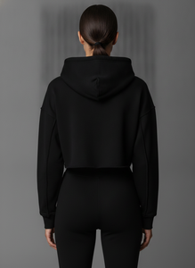 Sweat-shirt à capuche uni noir en coton pour femme Styliro, broderie décontractée sur le devant, vêtement d'hiver - Product Image 3