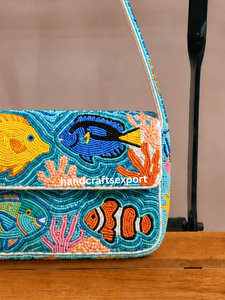 Sac à bandoulière artisanal fait main avec perles, motif récif corallien tropical, sac à main coloré sur le thème de l'océan, sac artisanal en gros - Product Image 3