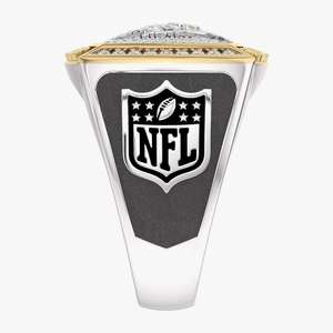 Anillo de Diamantes de Oro de 18K de los Minnesota Vikings con Engaste Pavé en Forma de Escudo, Joyería de Lujo para Hombre - Product Image 4