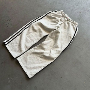 แฟชั่นใหม่ Y2K เสื้อฮู้ดซิปปักลายตัวอักษรดิจิตอลและกางเกงกีฬาลายทางสไตล์ฮาราจูกุ ชุดเซ็ตสำหรับผู้ชายและผู้หญิง - Product Image 3