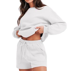 Fabriqué en usine Logo personnalisé 2 pièces 100% coton polaire femmes ensembles courts hiver décontracté Streetwear Sweat Shorts sweat tenues - Product Image 1