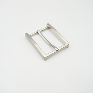 Hebilla de cinturón de aleación de zinc de 35 mm personalizada, estilo vintage, para cinturón de cuero para hombre, latón antiguo, níquel - Product Image 2