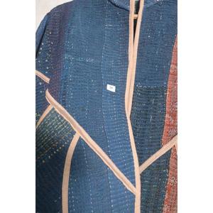 Chaqueta Kantha Vintage Hecha a Mano para Mujer, Abrigo Boho de Algodón Indio con Parches, Ropa Exterior Étnica Informal - Product Image 6