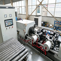 Machine de soudage par friction pour l'assemblage de raccords de tuyaux de forage pétrolier, outil robuste