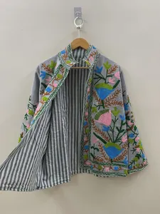 Chaqueta corta de terciopelo y seda gris claro, bordada a mano artesanalmente, para mujer, estilo vintage, con bordado floral de Cachemira, abierta por delante. - Product Image 3