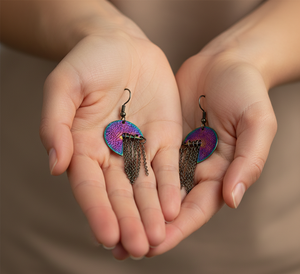 Boucles d'oreilles tendance en laiton PVD arc-en-ciel, breloques géométriques faites à la main, pampilles pendantes sans plomb, avec crochet de pêche, pour occasions festives - Product Image 3