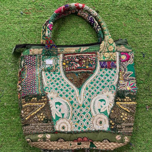 Sac fourre-tout de luxe fait main à thème océanique avec perles, broderie poisson et tortue, sac à bandoulière d'été pour la plage - Product Image 6