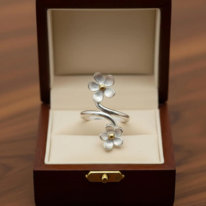 Nouvelle Arrivée Bague Fleur de Luxe en Argent Sterling 925, Pétale Ouvert, Style Bohème, Bijou Floral Minimaliste pour Fiançailles - Product Image 6