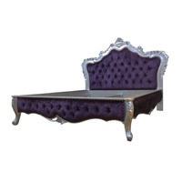 Cadre de lit en bois peint argent, rembourré et tuffeté en tissu velours conçu pour les meubles de chambre à coucher de Style français