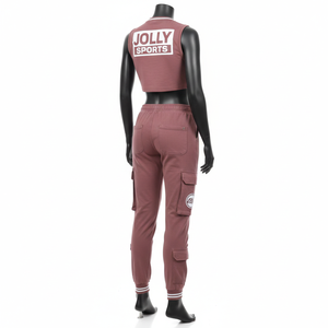 Conjunto Deportivo para Mujer, Premium, 320 GSM, Algodón y Poliéster, Color Morado Ciruela, Top Corto y Pantalones Jogger con Paneles, Logotipo Bordado Personalizado - Product Image 6