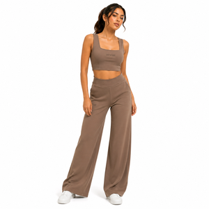Conjunto de poliéster ecológico de diseño, conjunto holgado de calidad premium, conjunto elegante sin cuello de 2 piezas, conjunto de descanso suave y elástico para mujer - Product Image 5