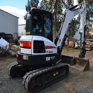 Excavadoras compactas usadas Bobcat E50 Mini, confiables para trabajos de excavación, excelente estabilidad y fácil manejo, en venta. - Product Image 4