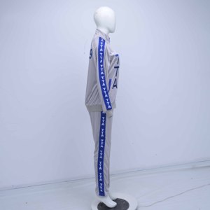 ชุดแจ็คเก็ตวิ่งออกกำลังกายแบบสองชิ้นผ้าไนลอนพิมพ์ลายโลโก้ตามสั่งสำหรับยิม โยคะ กีฬา ฤดูหนาว สำหรับผู้หญิง แบบกลับด้านได้ ระบายอากาศได้ดี - Product Image 6