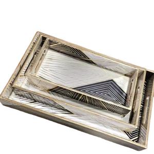 Plateau de service décoratif en bois massif très demandé, idéal pour la décoration intérieure, les mariages, le service de nourriture et de gâteaux, plateaux en bois de luxe - Product Image 1