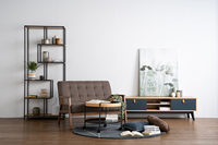 Canapé 2 places en stock, structure en bois massif noyer, tissu rembourré, style moderne du milieu du siècle, sectionnel compact, capitonné pour villa