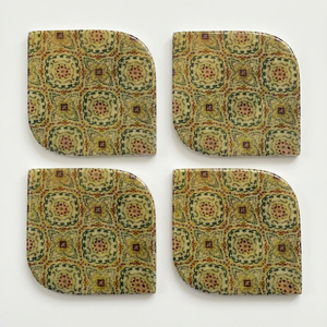 Posavasos de Mármol Hechos a Mano al por Mayor con Diseño Floral Vintage en Verde Oliva y Borgoña, Tapetes para Bebidas de Piedra Natural con Bordes Suaves - Product Image 1