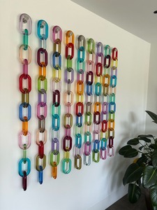 Décor mural moderne en chaîne d'acrylique fait main, personnalisable, pour la maison, à suspendre, vente en gros, en résine mate adorable - Product Image 2