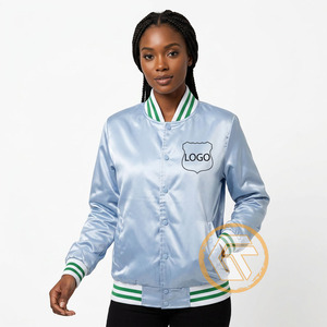 Chaqueta universitaria acolchada de satén bordada personalizada de la hermandad Alpha Kappa para mujer - Prendas griegas transpirables con botones para otoño/invierno - Product Image 4