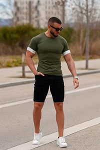 Shorts en jean noir pour homme, taille mi-haute, coupe droite, en coton, décontracté, respirant, tissu tissé, avec fermeture boutonnée - Product Image 2