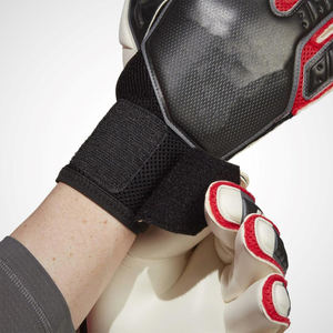 Gants de gardien de but de football professionnels avec logo personnalisé, haute qualité, respirants, en latex imperméable, sangle de poignet réglable, doigts entièrement protégés - Product Image 3