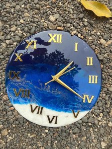 <b>Art</b> Deco Antique Style round Shape Single Face Hanging Resin <b>Clock</b> with Needle Display Abstract Design for Living Room - Product Image 5