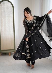 Robe Anarkali à manches longues pour soirée avec dupatta et ensemble de bas de tenue - Product Image 5
