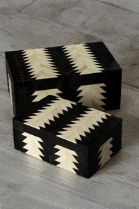 Handcrafted Bone Inlay Decorative Jewelry <b>Storage</b> Box with Bold Leaf Pattern Mosaic Design Keepsake Organizer Home Decor Gift - Product Image 4