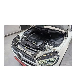 Mercedes-Benz GLC300 4MATIC Premium Coupé 2021, 41,968 km, Asientos de Cuero, Caja de Cambios Automática, Volante a la Izquierda, Cámara Trasera - Product Image 6