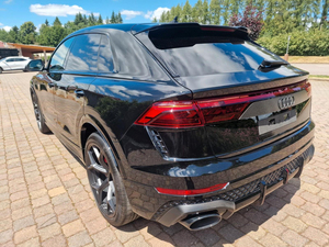 Nuevo Audi RSQ8 2025 4.0L Turbo TFSI SUV con Asientos de Cuero, Techo Panorámico, Faros LED, Automático, R20, Volante a la Izquierda, Color Oscuro - Product Image 4