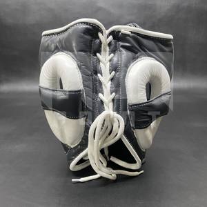 Set de Boxeo Personalizable de Alta Calidad, Protector de Cabeza y Mejillas, Cuero Vacuno 100% Genuino, Acolchado de 4 Capas, Transpirable y Absorbente de Humedad - Product Image 4