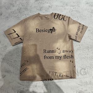 T-shirt personnalisé coupe droite 230 g/m² en coton épais, style vintage, délavé à l'acide, orné de strass, streetwear écoresponsable, motif à pois sur le devant - Product Image 1