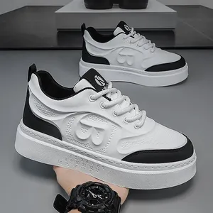 Chaussures de tennis de luxe pour hommes en cuir de vachette noir et orange, à lacets, respirantes, avec semelle intermédiaire en EVA absorbant les chocs, imperméables, style chunky - Product Image 2