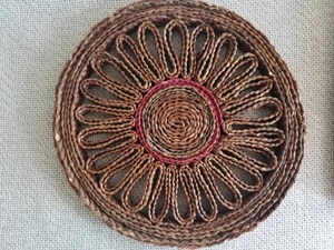 Sous-verre rectangulaire en rotin à motif floral pour adultes – Protection de table pour tasses à thé et café, idéal pour la salle à manger, la cuisine et le bureau - Product Image 5