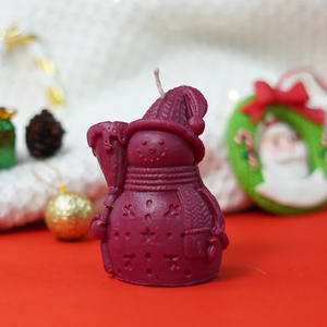 Bougie de Noël artisanale en forme de bonhomme de neige, centre de table rustique pour les fêtes, décoration d'hiver pour la maison, cadeau pour la fête de Noël, décoration de table festive - Product Image 1